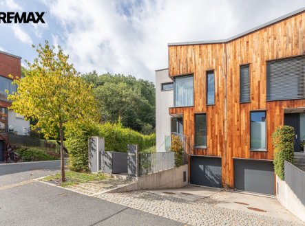 Pronájem domu/vily, 179 m²
