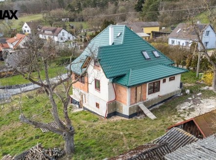 dji-20260331160252-0288-d.jpg | Prodej - dům/vila, 204 m²