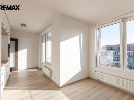 Pronájem bytu, 1+kk, 27 m²