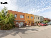Pronájem domu/vily, 180 m²