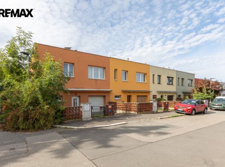 Pronájem domu/vily, 180 m² obrázek