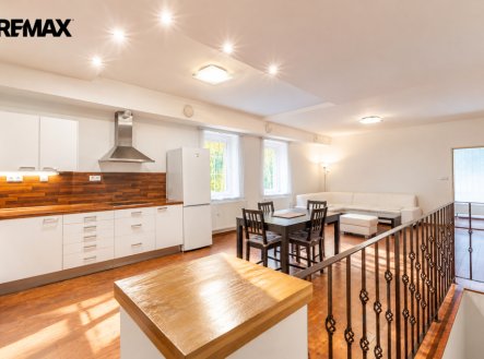 Pronájem bytu, 2+kk, 85 m²