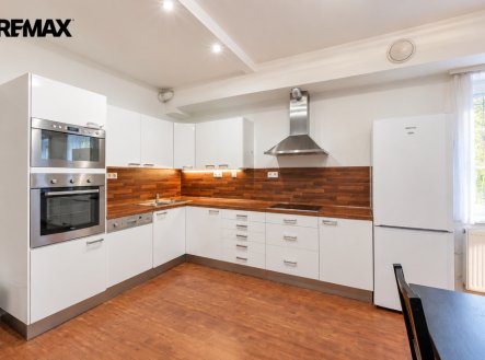 Pronájem bytu, 2+kk, 85 m²