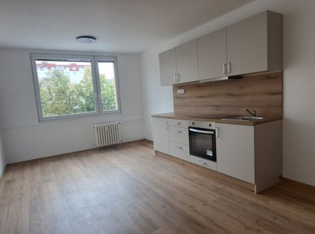 Pronájem bytu, 3+kk, 62 m²