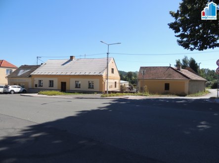 Prodej komerčního objektu, průmyslový areál, 6 057 m²