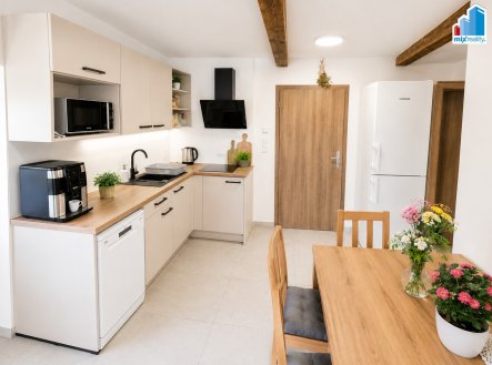 Pronájem bytu, 2+kk, 38 m²