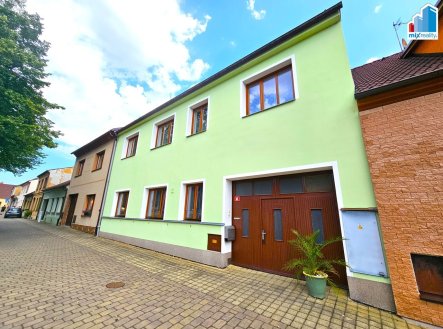 Pronájem bytu, 4+1, 155 m²