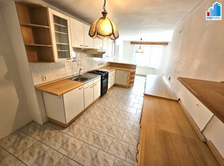 Pronájem bytu, 4+1, 155 m²