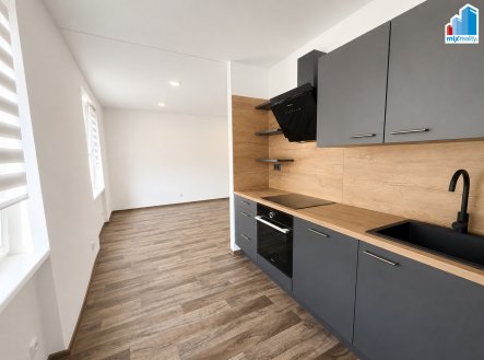 Pronájem bytu, 2+kk, 65 m²