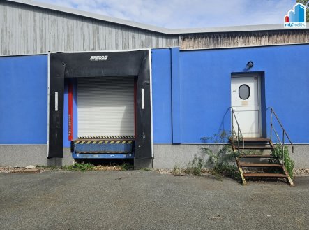Pronájem komerčního objektu, sklad, 315 m²