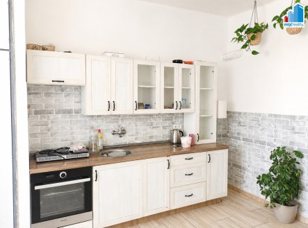Pronájem bytu, 3+1, 85 m²
