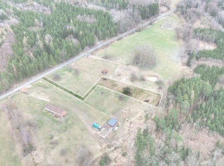 Prodej pozemku pro bydlení, 1 877 m²