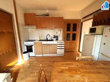 Pronájem bytu, 2+1, 75 m²