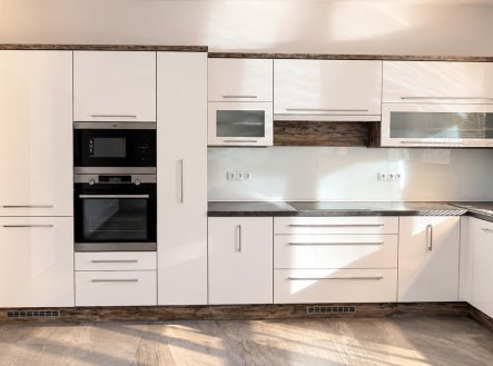 Pronájem bytu, 2+kk, 70 m²
