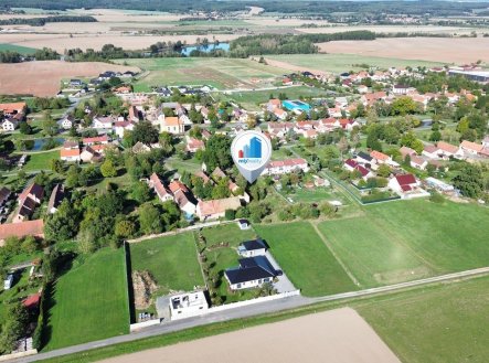 Prodej pozemku pro bydlení, 1 613 m²
