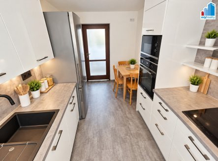 Pronájem bytu, 2+1, 59 m²