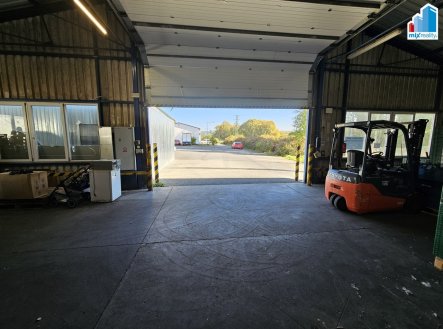 Pronájem komerčního objektu, sklad, 5 458 m²
