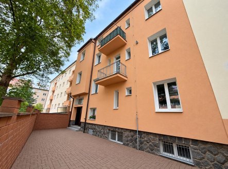 Prodej nájemního domu, 500 m²