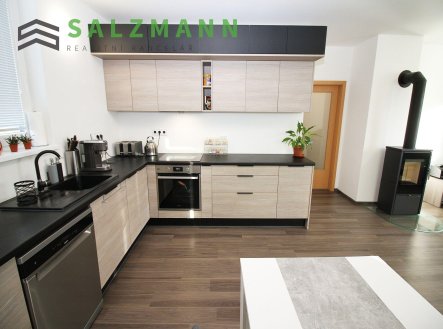 Pronájem bytu, 4+kk, 82 m²