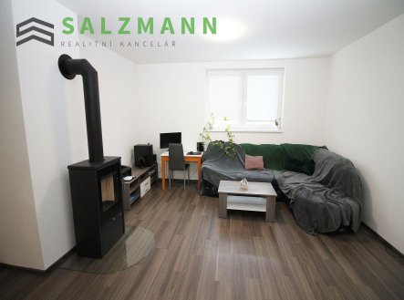 Pronájem bytu, 4+kk, 82 m²