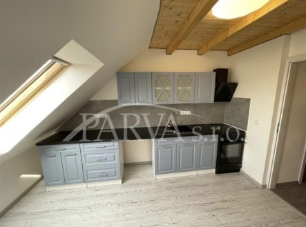 Pronájem bytu, 3+kk, 90 m²