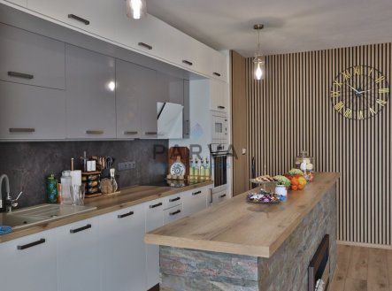 Prodej bytu, 5+kk, 118 m²