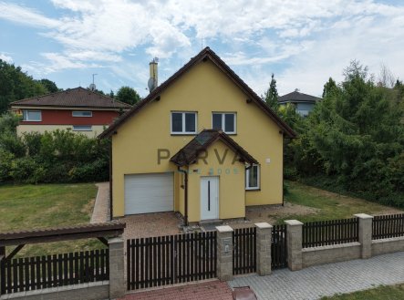 Pronájem domu/vily, 165 m²