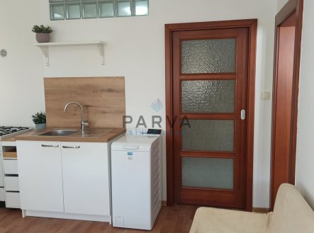 Pronájem bytu, 1+1, 39 m²