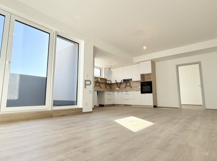 Pronájem bytu, 3+kk, 86 m²