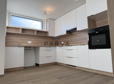 Pronájem bytu, 3+kk, 86 m²