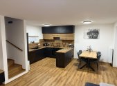 Pronájem domu/vily, 100 m²