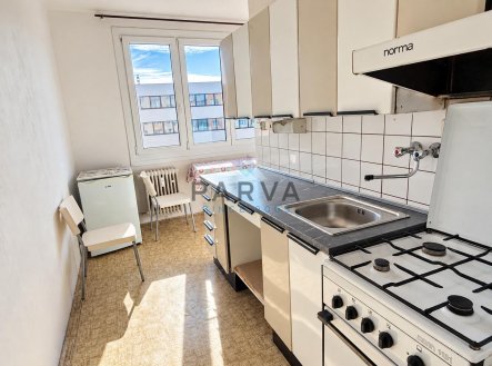 Pronájem bytu, 2+1, 57 m²