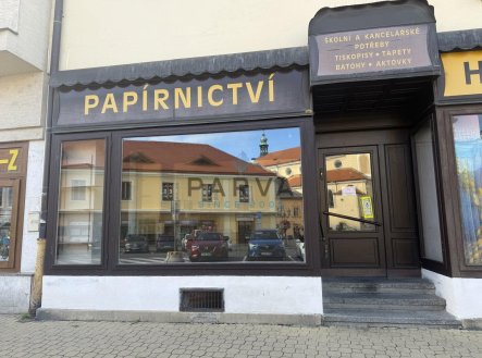 Pronájem obchodní prostory, 100 m²