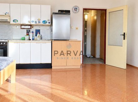 Pronájem bytu, 1+kk, 33 m²