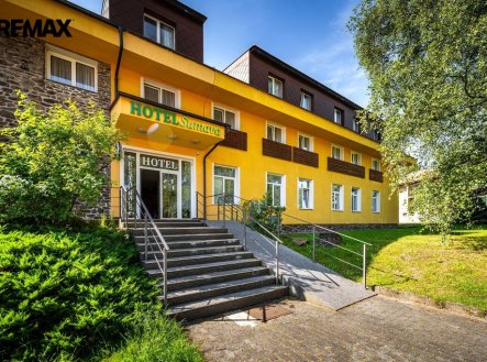 Prodej nájemního domu, 1 600 m²