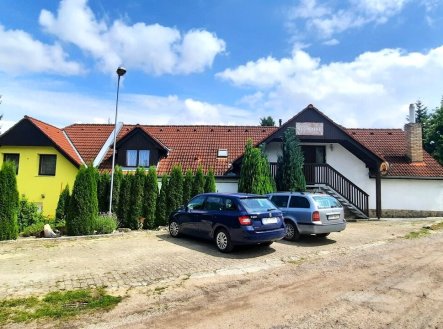 Prodej jiné komerční nemovitosti, 682 m² obrázek
