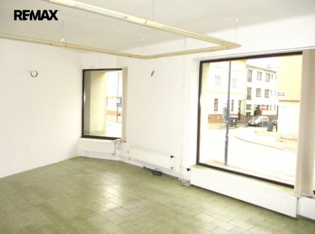 Pronájem obchodní prostory, 120 m²