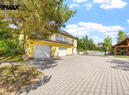 Prodej domu/vily, 300 m²
