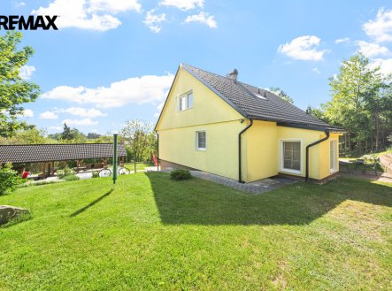 Prodej hotel, 300 m²