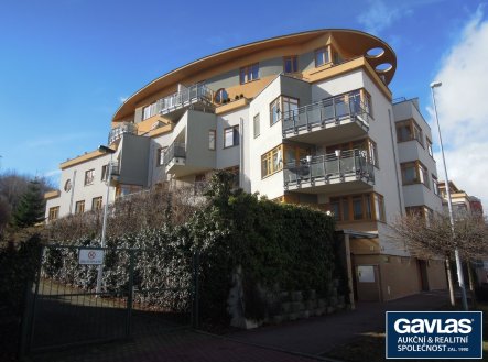 Pronájem bytu, 2+kk, 58 m²
