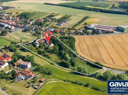 Prodej pozemku pro komerční výstavbu, 12 765 m²