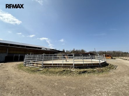 Prodej zemědělského objektu, 164 000 m²
