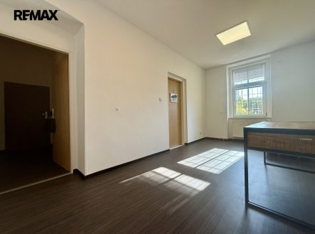 Pronájem kanceláře, 73 m²