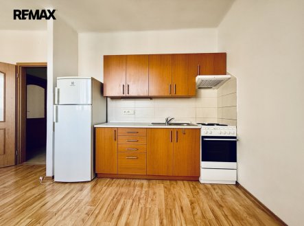 Pronájem bytu, 2+kk, 42 m²