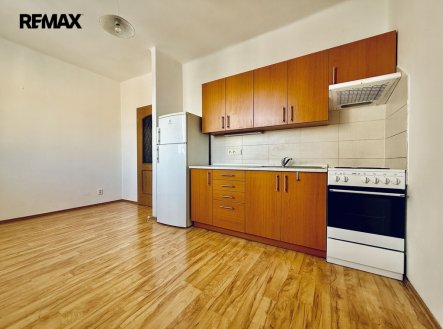 Pronájem bytu, 2+kk, 42 m²