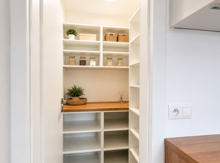 Pronájem bytu, 5+kk, 114 m²