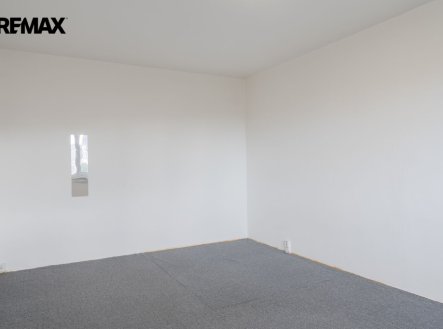 Pronájem bytu, 1+1, 38 m²