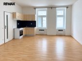 Pronájem bytu, 1+kk, 38 m²