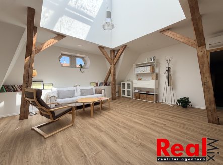 Pronájem kanceláře, 28 m²