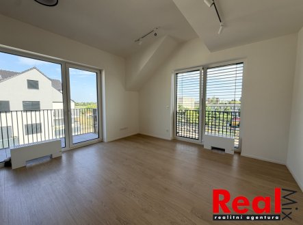 Pronájem bytu, 3+kk, 69 m²